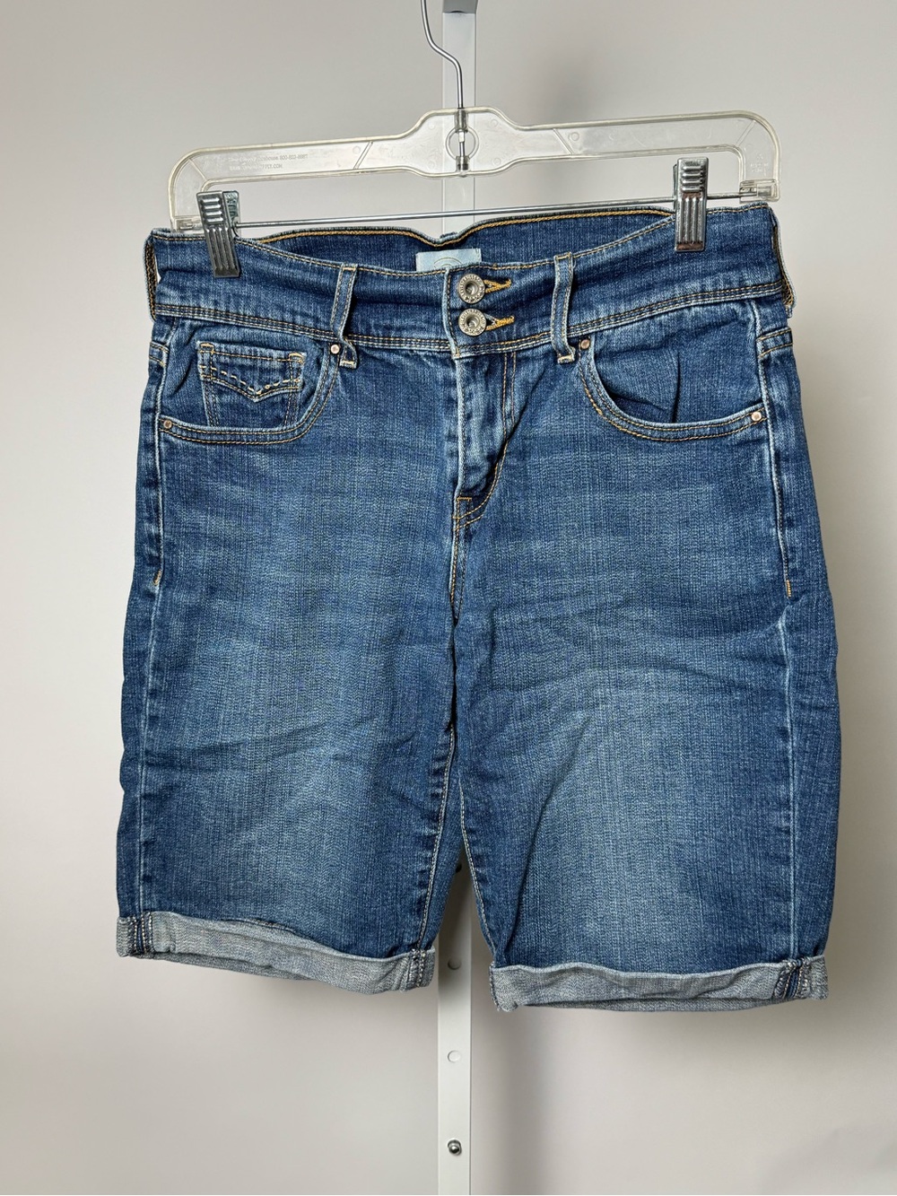 Levi's Women's Mid-Blue Denim Bermuda Shorts




 #1